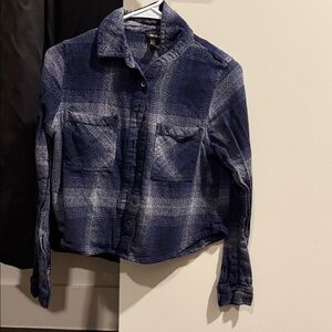 Blue Plaid Button-Up crop shirt sleeve